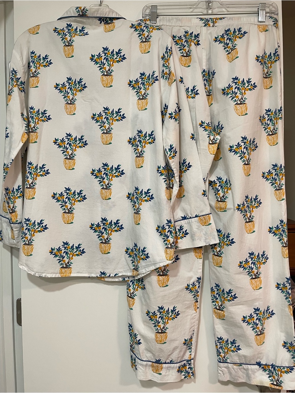 Printfesh Pajamas M Button Top Pants Lemon Tree Potted Plant Print 2 Piece SET - Picture 4 of 16
